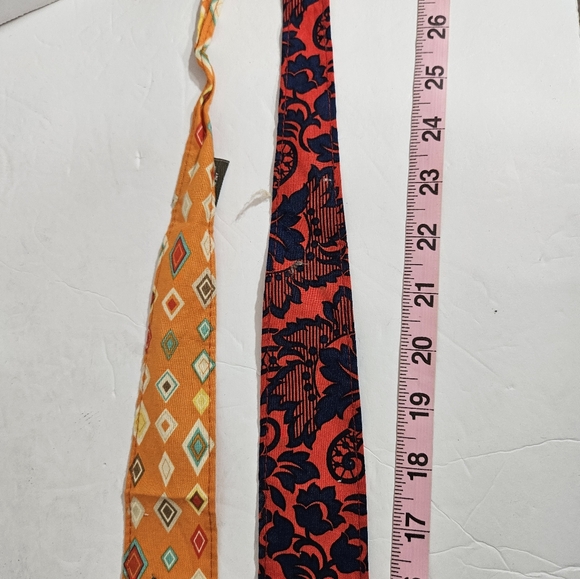 Vintage Pattern cloth headbands. Set of 2 EUC. - Picture 10 of 11